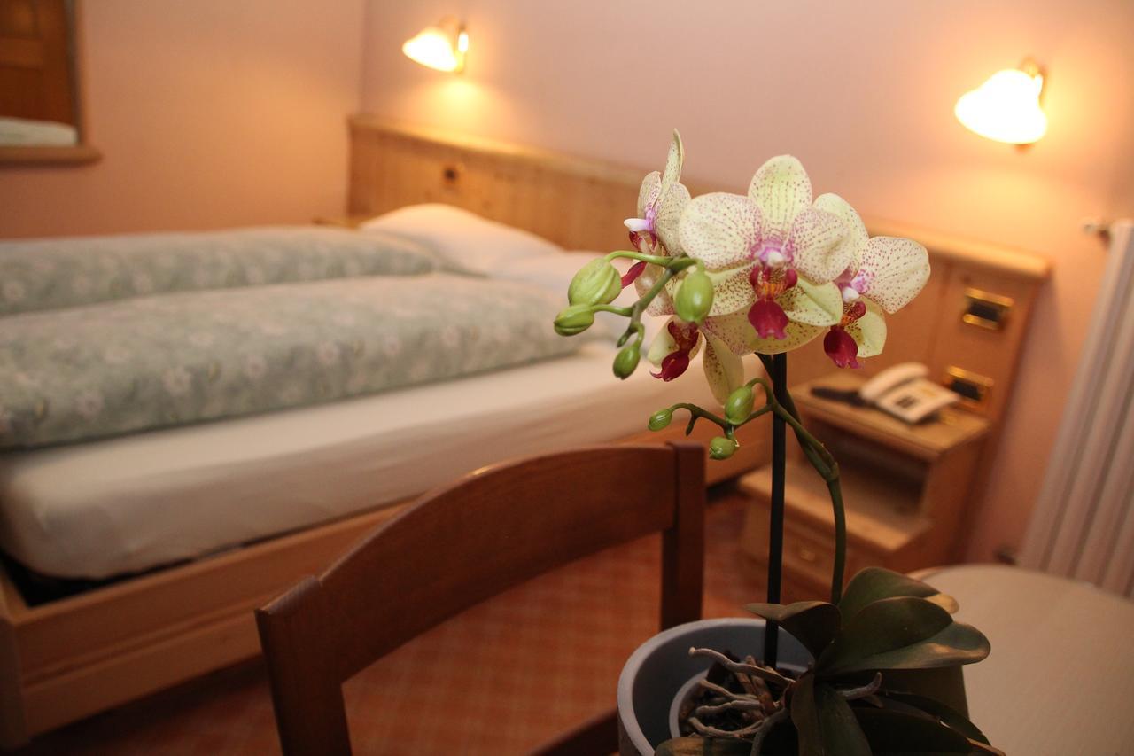 Albergo Caravasc Livigno Exteriör bild