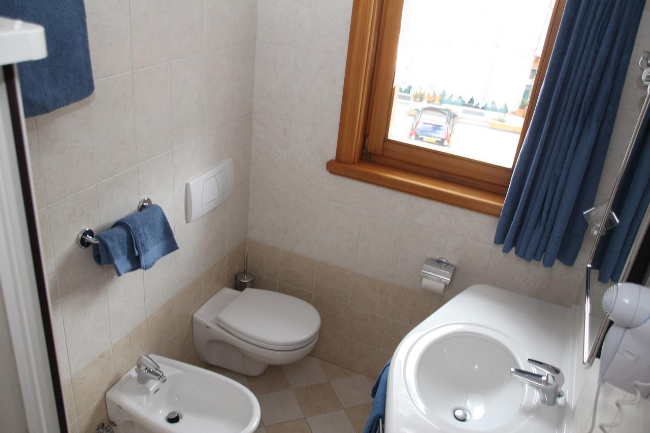 Albergo Caravasc Livigno Exteriör bild