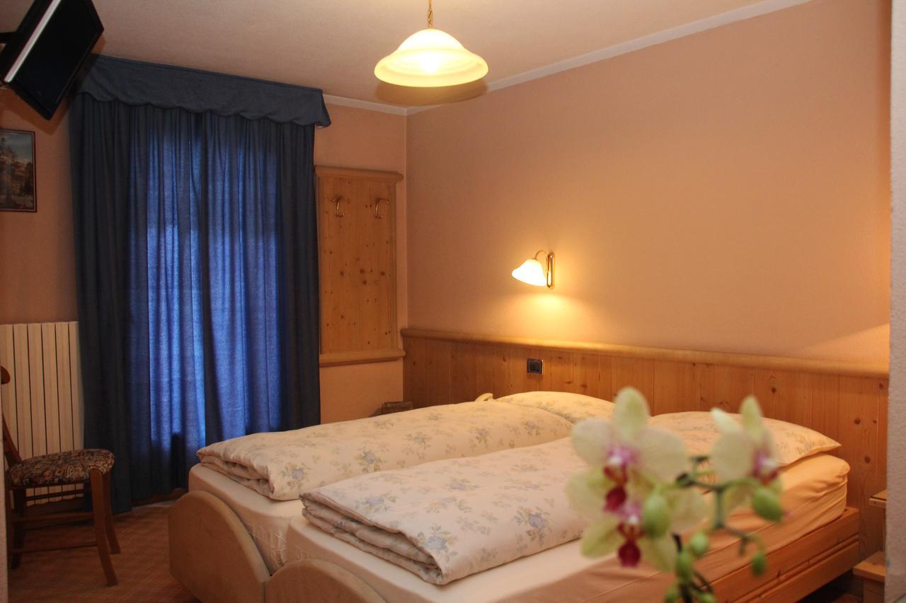 Albergo Caravasc Livigno Exteriör bild